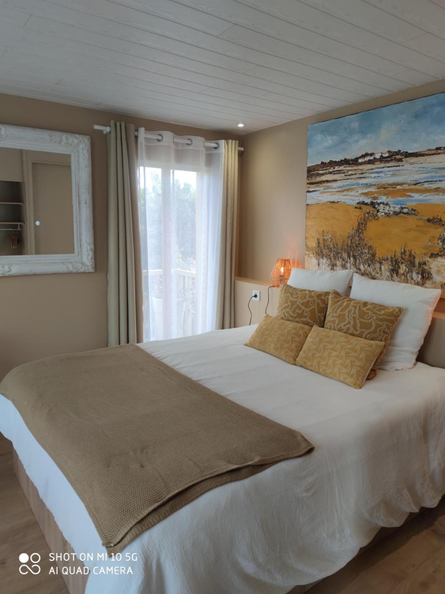 Reves & Riviere Bed & Breakfast Екстериор снимка